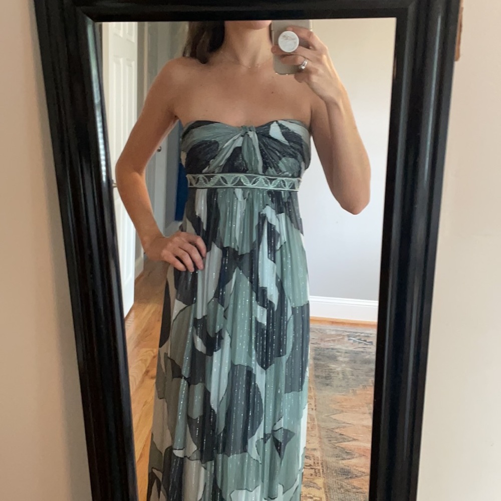 Gorgeous BCBG long blue strapless patterned gown